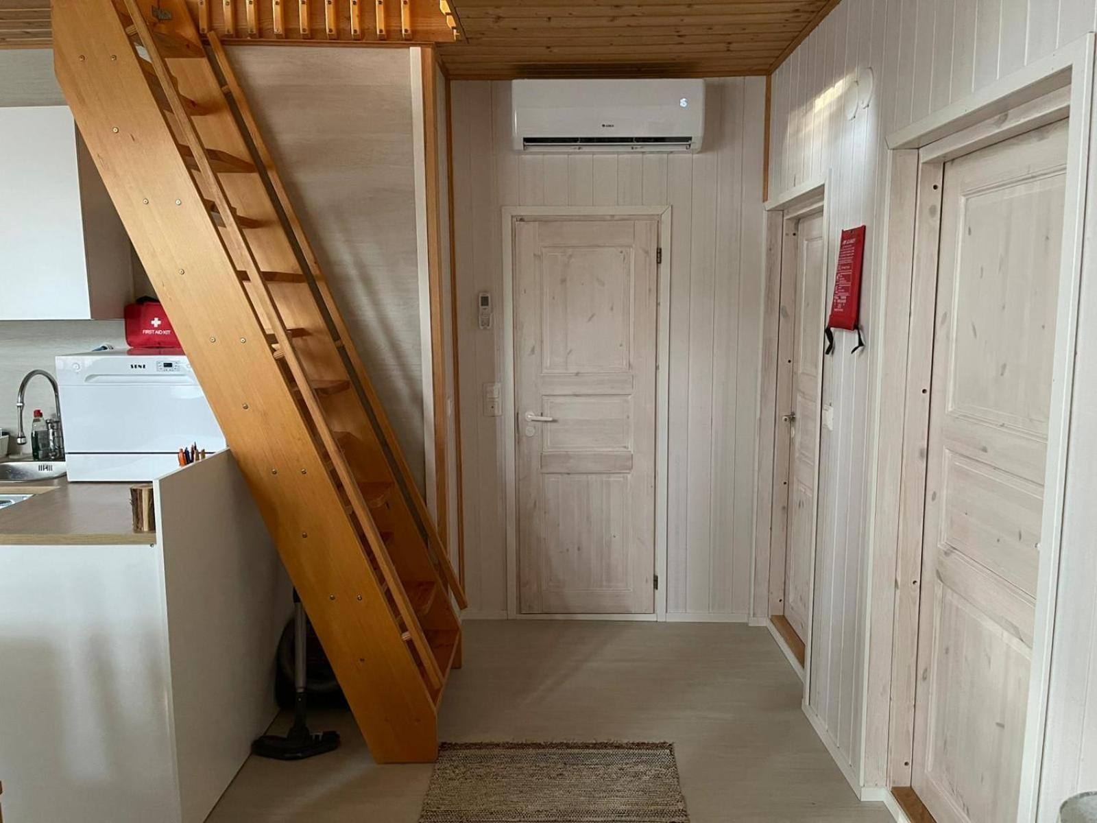 Kaaro 2 Cottage Hillosensalmi ภายนอก รูปภาพ